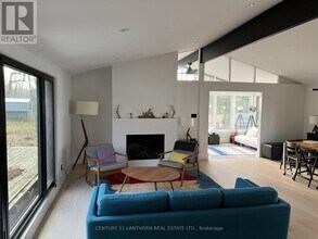 240 Salmon Point Rd in Prince Edward, ON - Building Photo - Building Photo