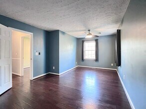 109 Carmel Woods Ct in Wake Forest, NC - Foto de edificio - Building Photo