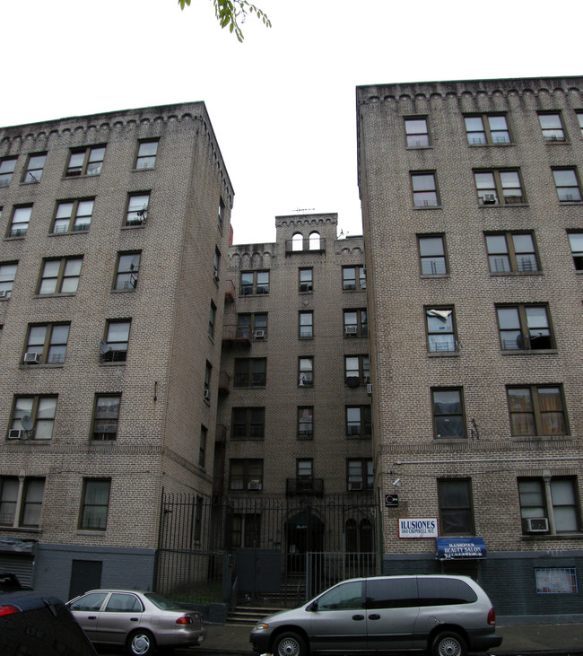 1160 Cromwell Ave in Bronx, NY - Foto de edificio - Building Photo