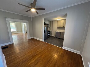 1210 Dennison Ave, Unit 1210 in Columbus, OH - Building Photo - Building Photo