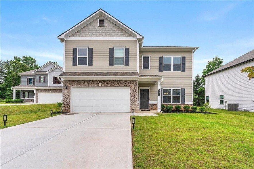 228 Whitneys Wy in Dallas, GA - Building Photo