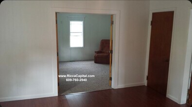 685 Egg Harbor Rd in Hammonton, NJ - Foto de edificio - Building Photo