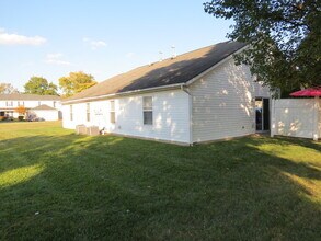 3234 Oak Bend Blvd in Canal Winchester, OH - Building Photo - Building Photo