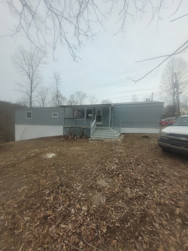 property at 220 Lakeshore Dr