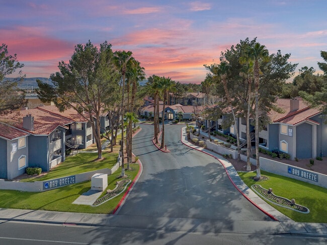 Bay Breeze Apartments