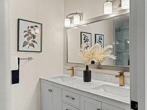 4000 Rio Rd in Carmel By The Sea, CA - Building Photo - Building Photo