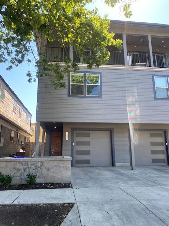 1425-1427 Patterson St in Eugene, OR - Building Photo - Building Photo