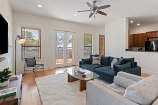 1803 E 18th St in Austin, TX - Building Photo