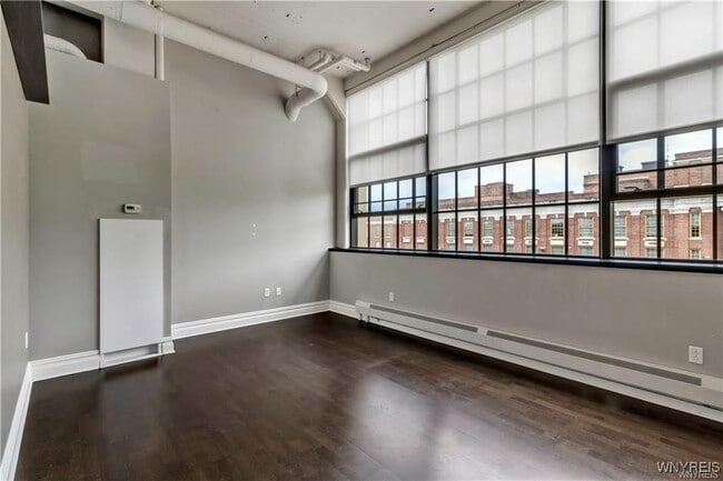 property at 2917 Main St