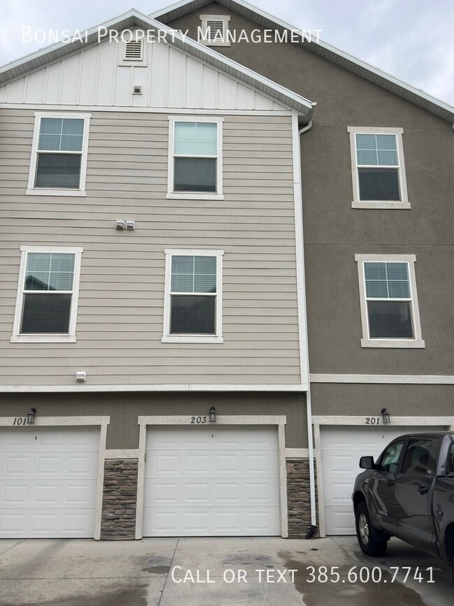 14472 S Selvig Way in Herriman, UT - Building Photo - Building Photo