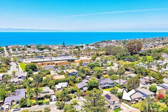 539 San Dieguito Dr in Encinitas, CA - Building Photo - Building Photo