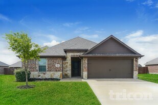 636 Excelsior Dr in Waxahachie, TX - Building Photo