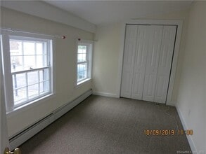 22 Garnet Park Rd in Madison, CT - Building Photo - Building Photo