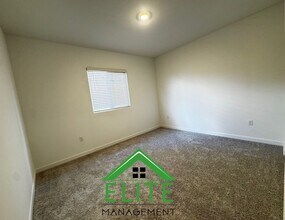 12636 Patagonian Wy in Rancho Cordova, CA - Building Photo - Building Photo