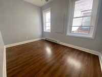 1613 W Diamond St, Unit 2B in Philadelphia, PA - Building Photo - Building Photo