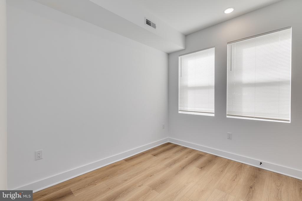 1634 W Susquehanna Ave in Philadelphia, PA - Building Photo