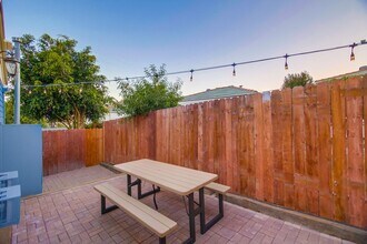 2483-2485 J St in San Diego, CA - Building Photo - Building Photo