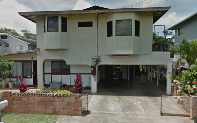 94-542 Awamoi St, Unit 1 in Waipahu, HI - Building Photo - Building Photo