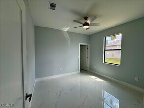 2027 NW 16th Pl in Cape Coral, FL - Building Photo - Building Photo