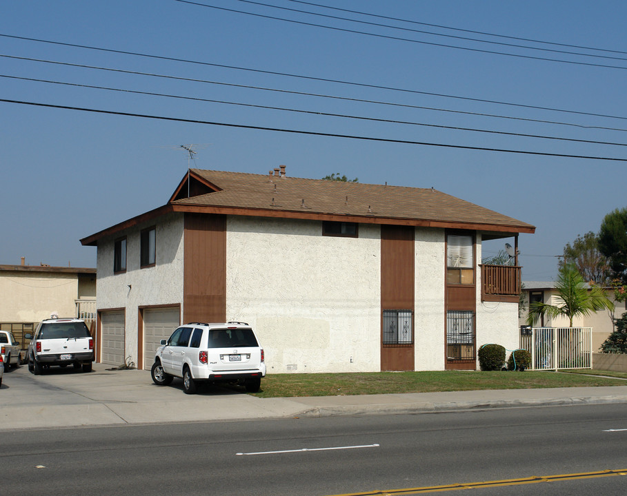 7881 Hazard Ave in Westminster, CA - Building Photo