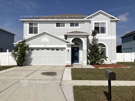 12619 Longcrest Dr in Riverview, FL - Building Photo