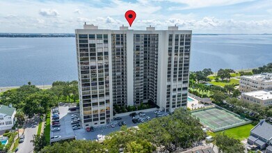 3301 Bayshore Blvd in Tampa, FL - Foto de edificio - Building Photo