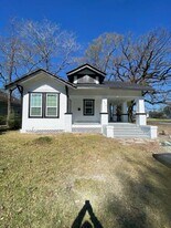1476 Louisiana St in Beaumont, TX - Building Photo
