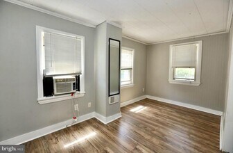 310 Ellis St in Glassboro, NJ - Building Photo - Building Photo