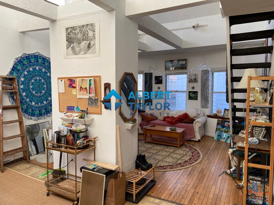 10 Parker Hill Ave, Unit 1 in Boston, MA - Building Photo