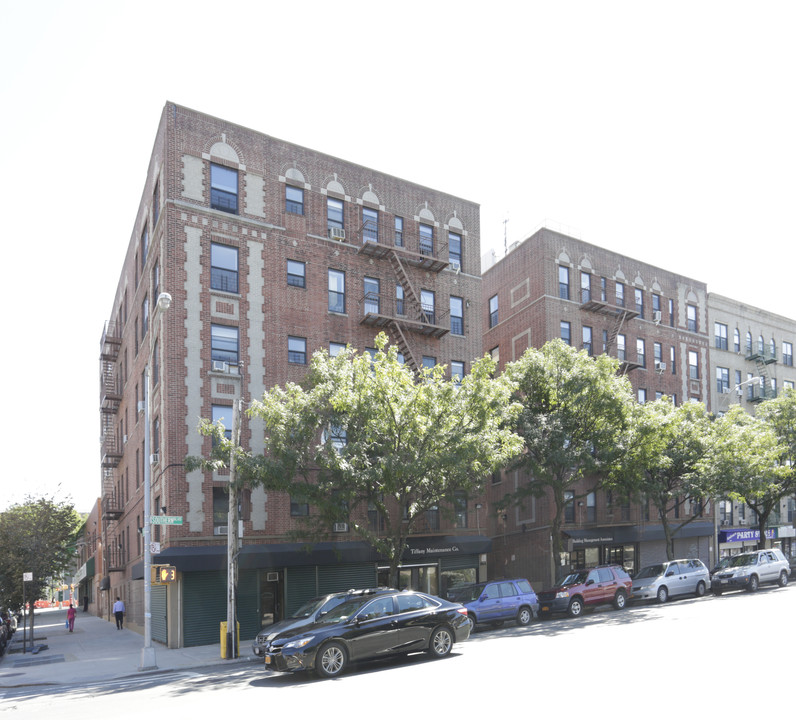 862-864 Southern Blvd in Bronx, NY - Building Photo