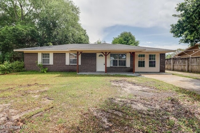 1302 Parktown Dr