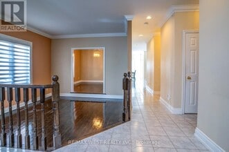 229 Baker Ave in Richmond Hill, ON - Building Photo - Building Photo