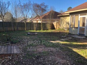 6028 N Pointe Dr in Columbus, GA - Building Photo - Building Photo