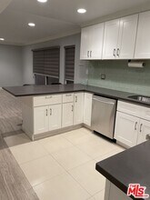 23401 Park Sorrento-Unit -41 in Calabasas, CA - Foto de edificio - Building Photo