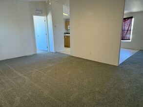 43438 170th St E in Lancaster, CA - Building Photo - Building Photo