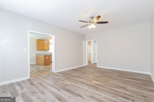 5330 Mercedes Dr in Cumming, GA - Building Photo - Building Photo