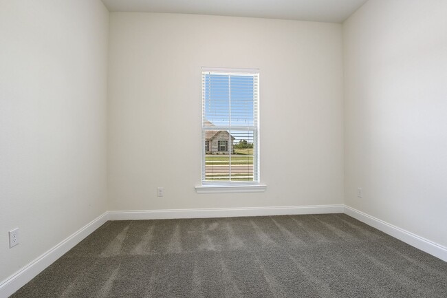 property at 1535 Rangeland Ave