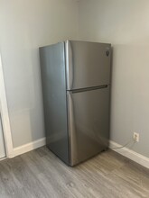 6833 Rosemary Dr, Unit 2 bedroom efficiency in Tampa, FL - Building Photo - Building Photo