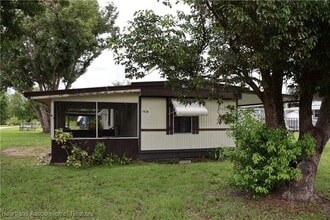 1007 Sparrow Rd in Wauchula, FL - Building Photo - Building Photo