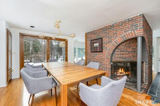 21 Olmstead Hill Rd in Wilton, CT - Building Photo - Building Photo