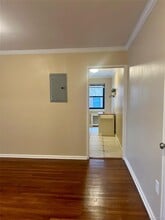 19 Old Mamaroneck Rd in White Plains, NY - Building Photo - Building Photo