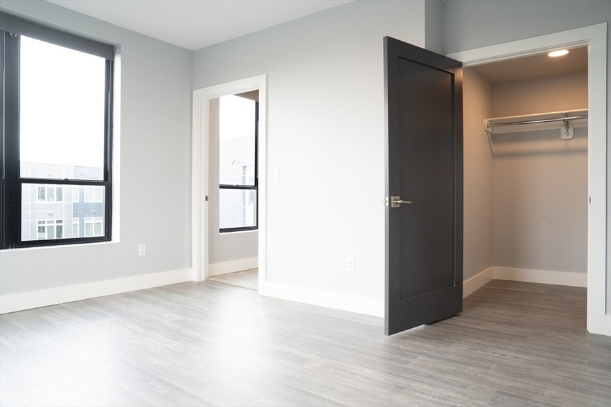 365 Western Ave, Unit 609 in Boston, MA - Building Photo