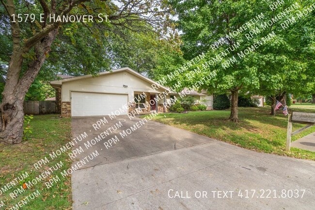 1579 E Hanover St in Springfield, MO - Building Photo - Building Photo