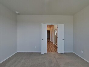 5010 Saddle Clb Dr in Georgetown, TX - Building Photo - Building Photo