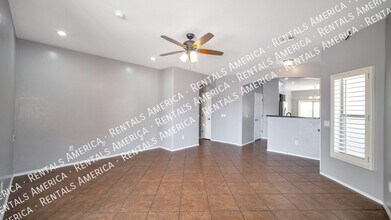 474 E Placita Fanega in Sahuarita, AZ - Building Photo - Building Photo