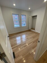 141 Prospect St, Unit 2 in Cambridge, MA - Foto de edificio - Building Photo