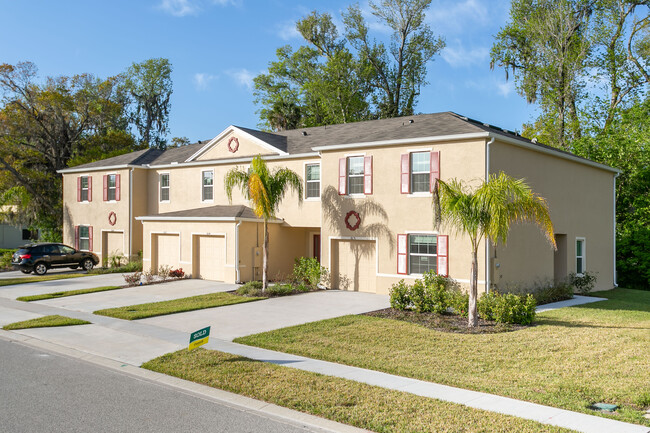 Mirage Homes in Holly Hill, FL - Foto de edificio - Building Photo