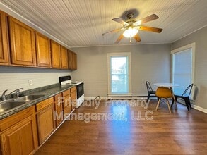 706 Walker Ave in Greensboro, NC - Building Photo - Building Photo
