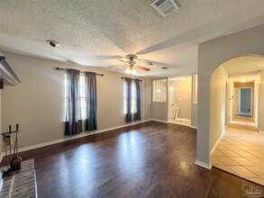 2819 Godwin Ln in Pensacola, FL - Building Photo - Building Photo