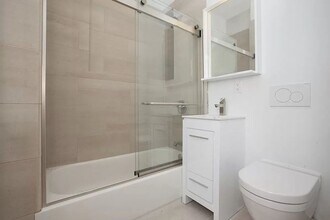 53 Ludlow St-Unit -10 in New York, NY - Building Photo - Building Photo